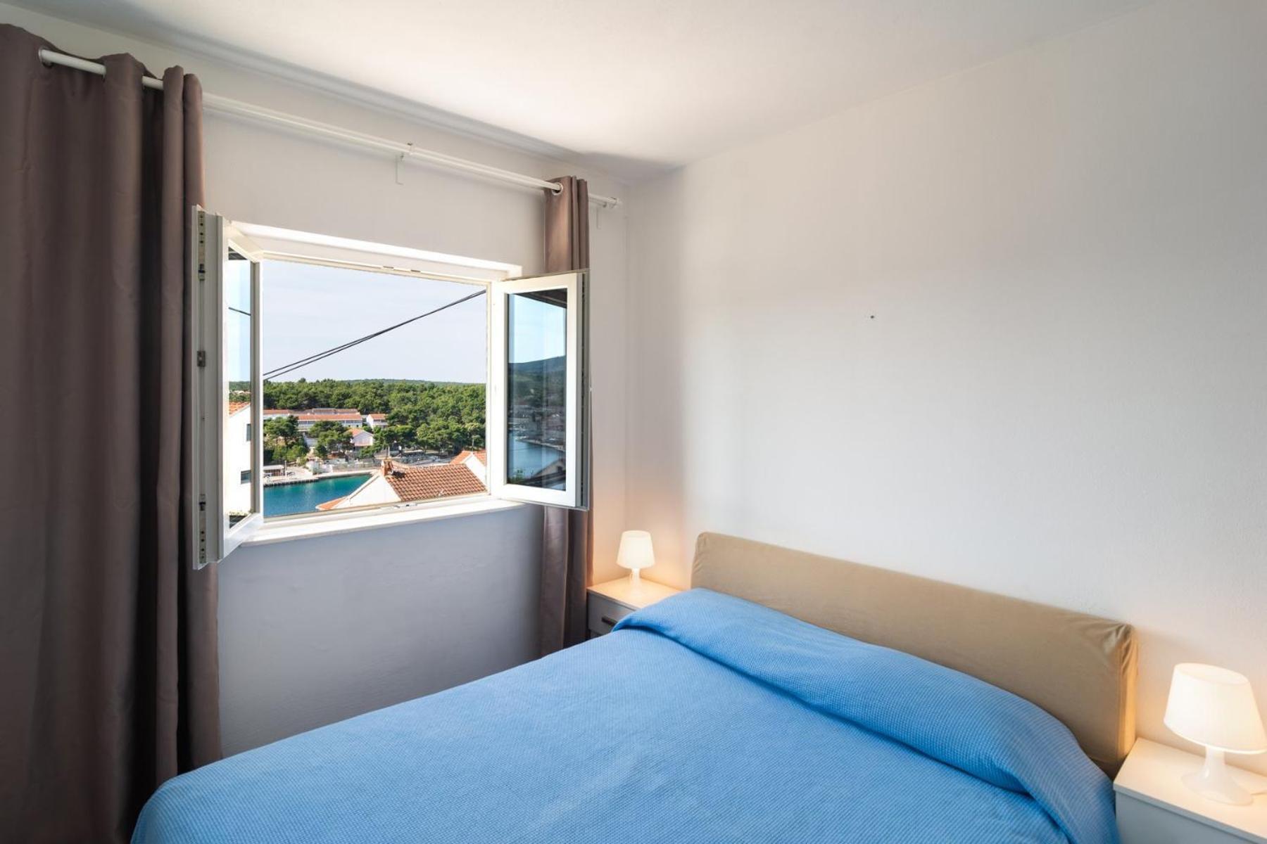 Sea-Views Brazza Apartments With Private Pool Milna  Exterior foto